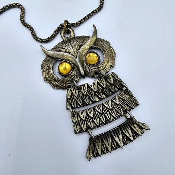 Owl Necklace Vintage Dangle Yellow Lucite Cabochon Articulated Gold Tone Bird - Picture 5 of 10